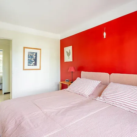 Le Marignan Par Dodo A *