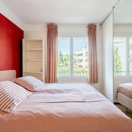 Le Marignan Par Dodo A * Cassis